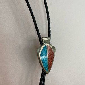 Vintage western arrow head bolo tie turquoise and silver with black leather